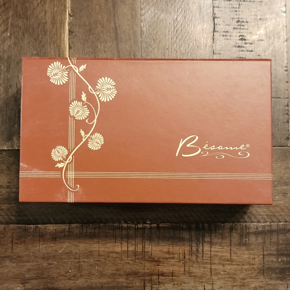 Besame cosmetics nail kit